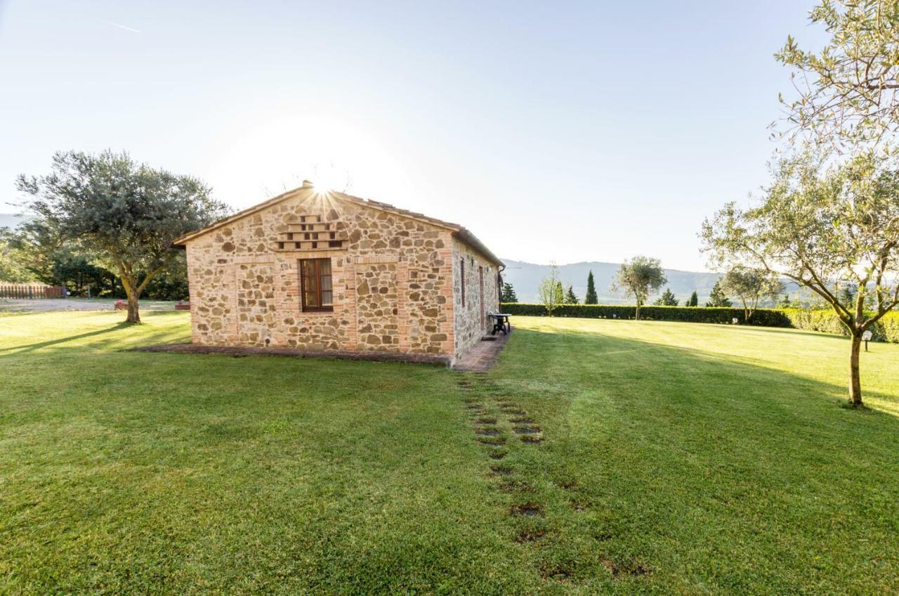 Hotel Relais Borgo Torale Passignano sul Trasimeno Exterior foto